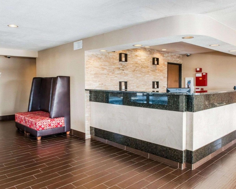 Quality Inn Effingham Image 28